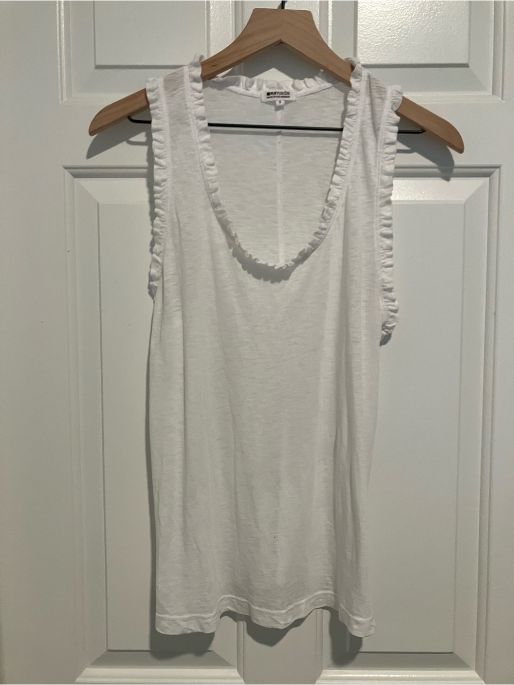 LAmade White Ruffle-Trim Sleeveless Tank
